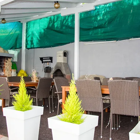 Sv. Jelena 1 * Pag Town