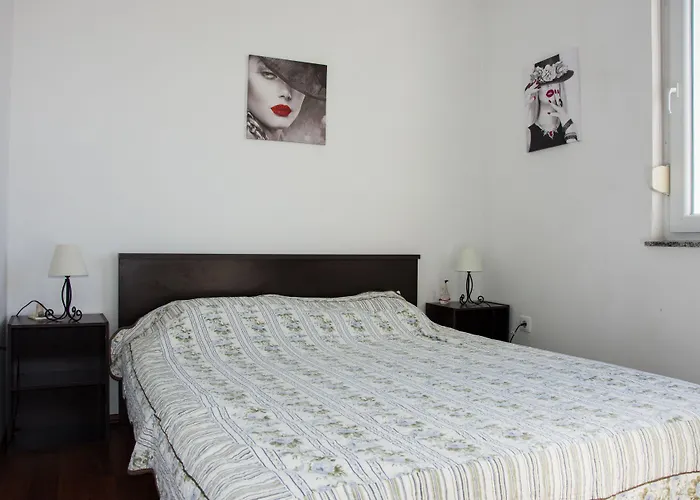 Sv. Jelena 1 公寓 帕格