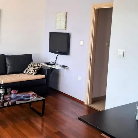 Sv. Jelena 1 Apartment Pag Town