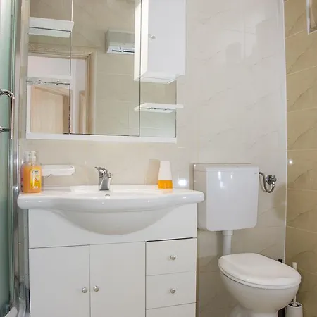 Apartment Sv. Jelena 1