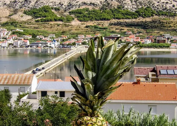 Sv. Jelena 1 Apartment *