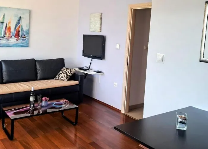 Sv. Jelena 1 Apartment Pag Town