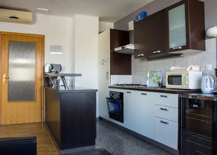 Sv. Jelena 1 Apartmán *