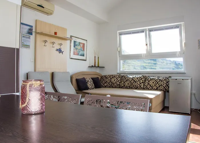 Apartmán Sv. Jelena 1 *