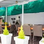 Appartement Sv. Jelena 1 *